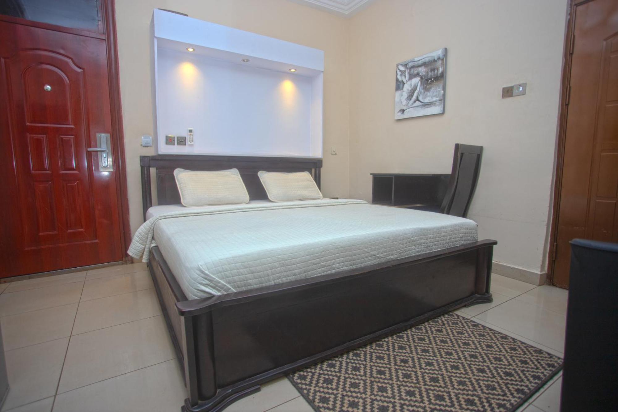 Labev Hotel Кумаси Екстериор снимка